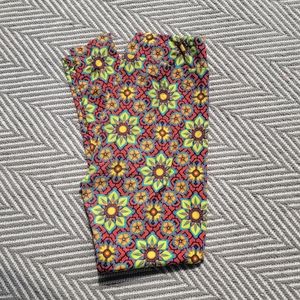 Lularoe Daisy Pattern Leggings, TC